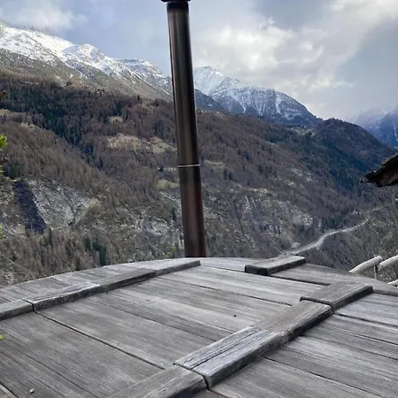 Chalet La Paz With Hotpot And Sauna Dağ evi Törbel